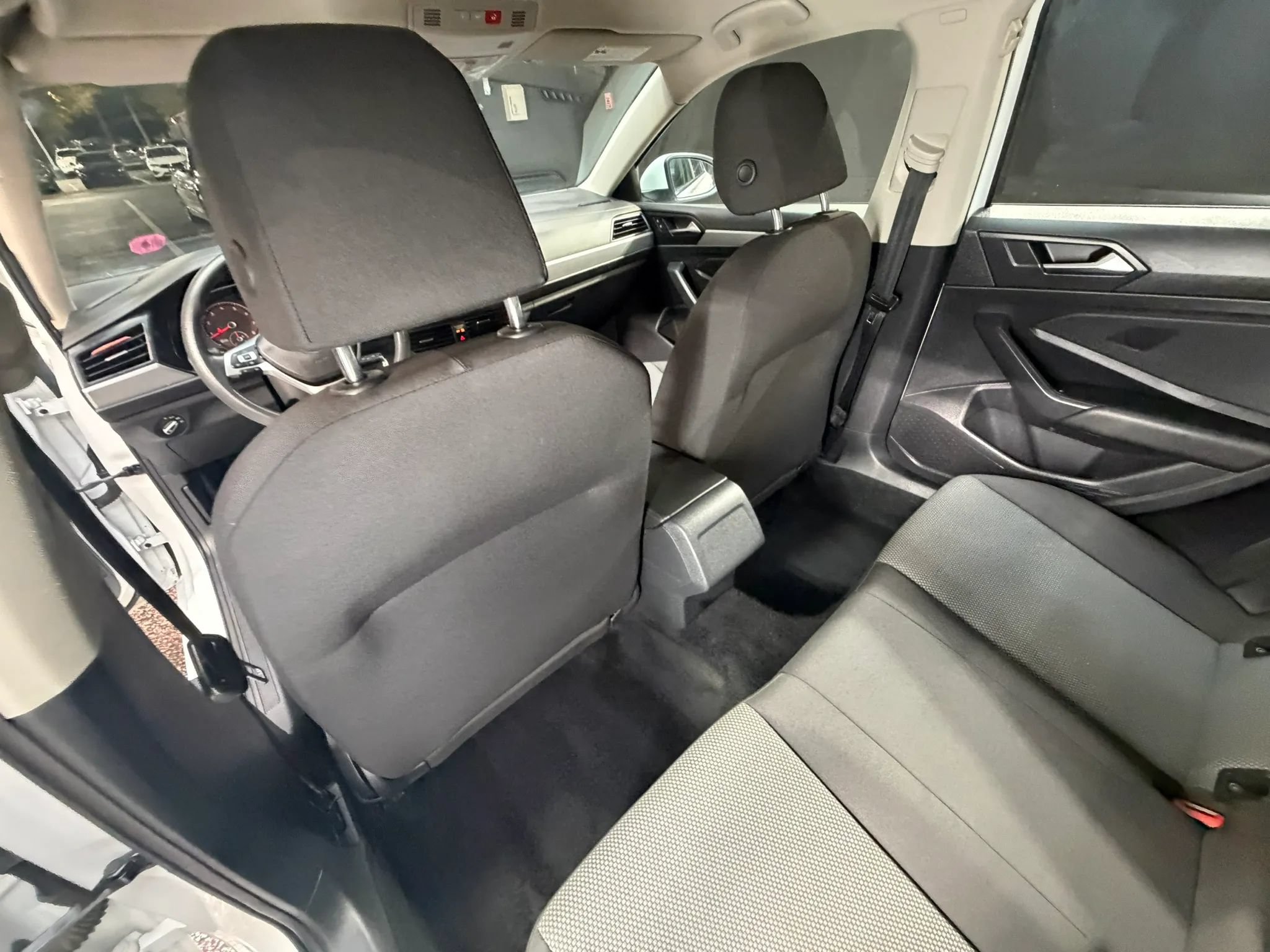 Used 2021 Volkswagen Jetta SE FWD image 28