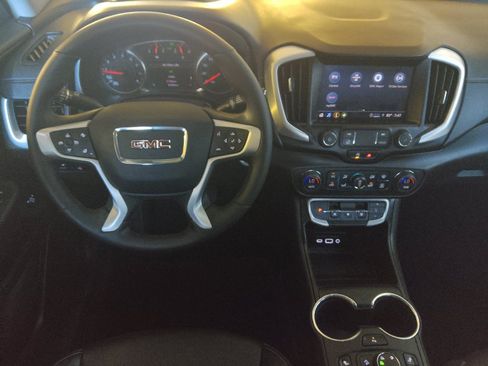 Used 2023 GMC Terrain SLT w/ Tech Package AWD/4WD image 22