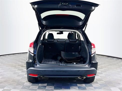 Used 2022 Honda HR-V EX-L image 11