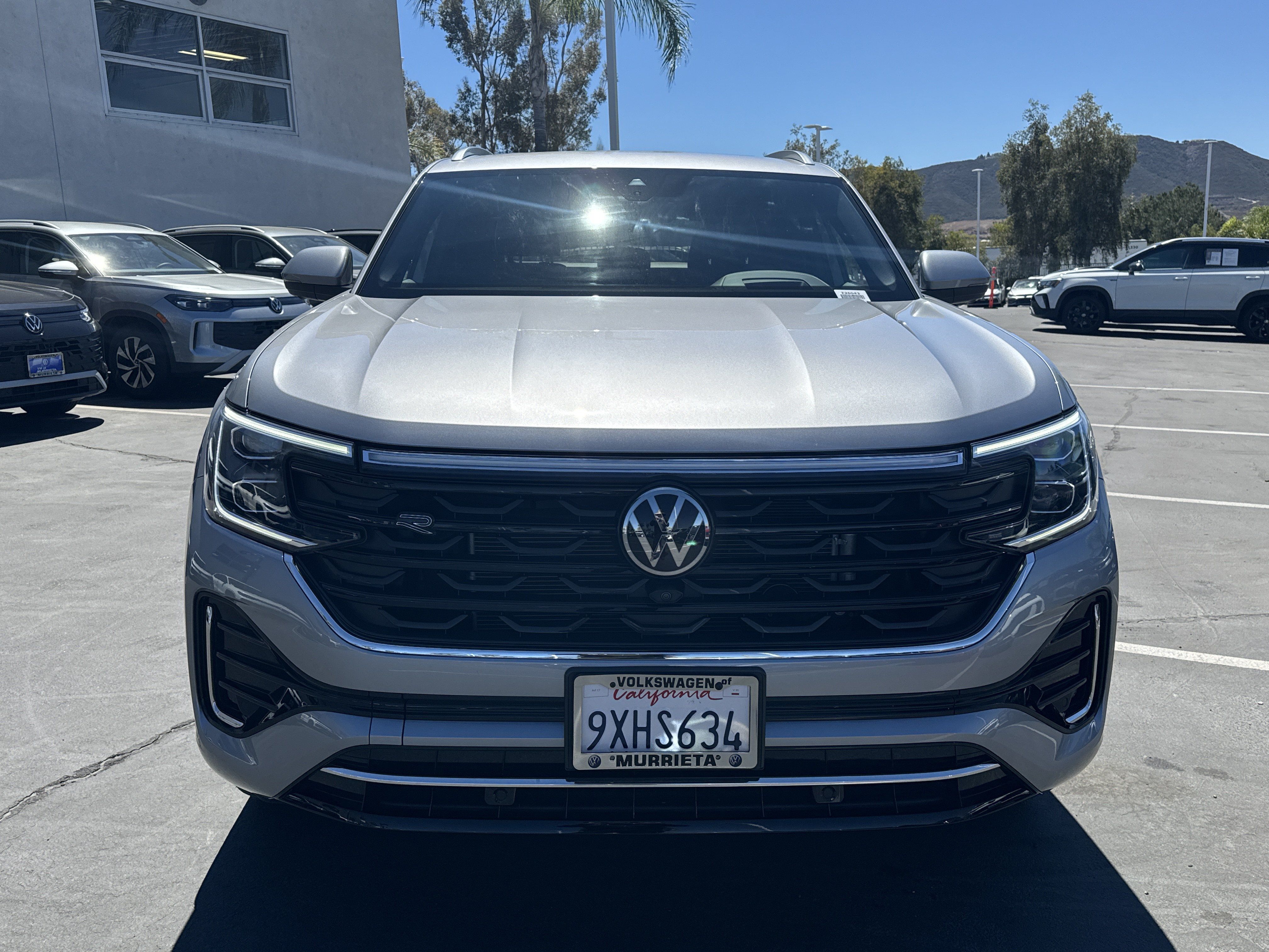 Used 2025 Volkswagen Atlas Cross Sport SEL Premium R-Line AWD/4WD image 3