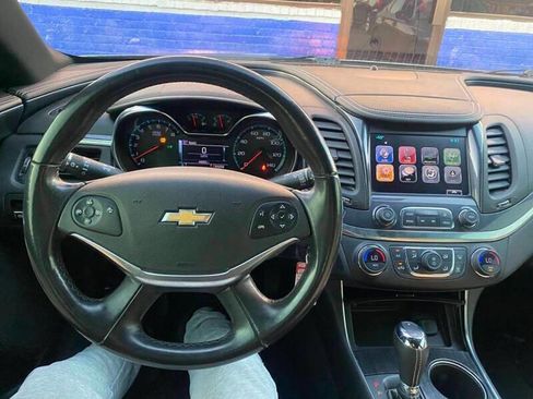 Used 2017 Chevrolet Impala LT w/ Leather Package image 19