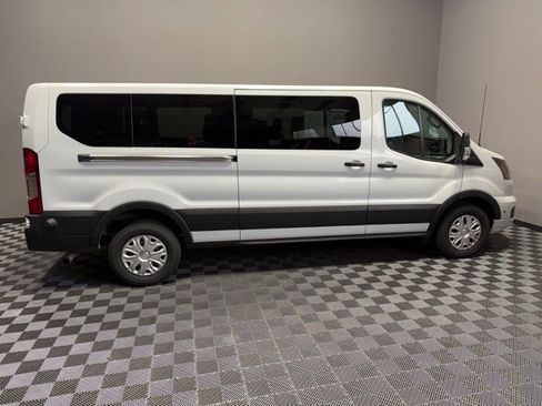 Used 2024 Ford Transit 350 XLT RWD image 7