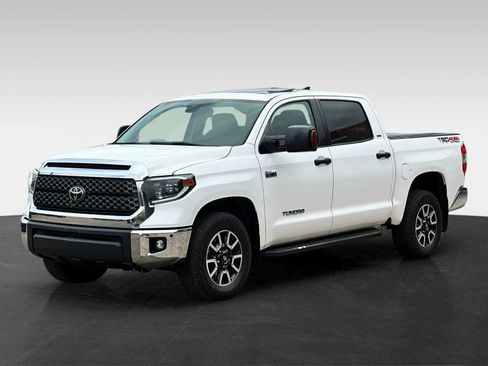 Used 2020 Toyota Tundra SR5 AWD/4WD image 3