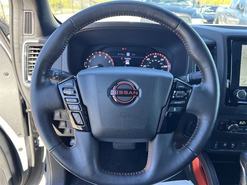 Used 2023 Nissan Frontier Pro-X w/ Pro Convenience Package image 11