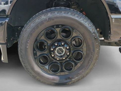 Used 2025 Ford F250 Lariat w/ Black Appearance Package AWD/4WD image 23