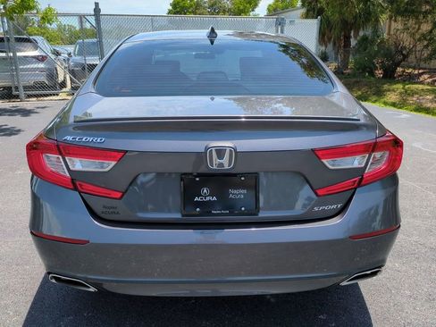 Used 2018 Honda Accord Sport image 5