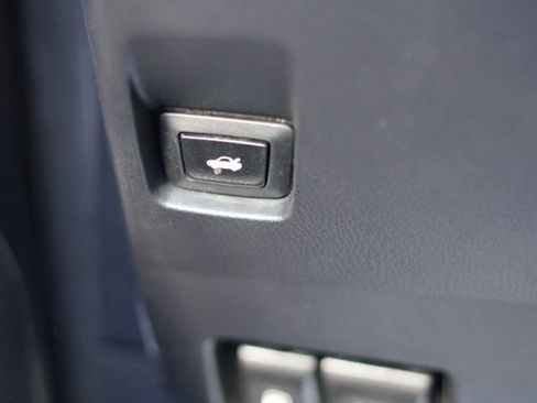 Used 2018 Toyota Yaris iA image 14