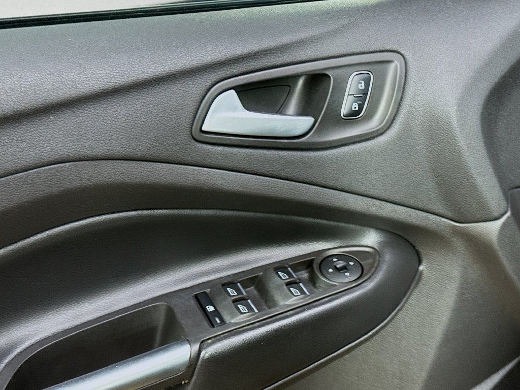 Used 2019 Ford Escape SEL FWD image 20