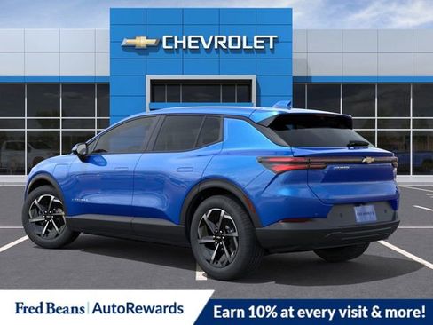 New 2026 Chevrolet Equinox EV LT image 3