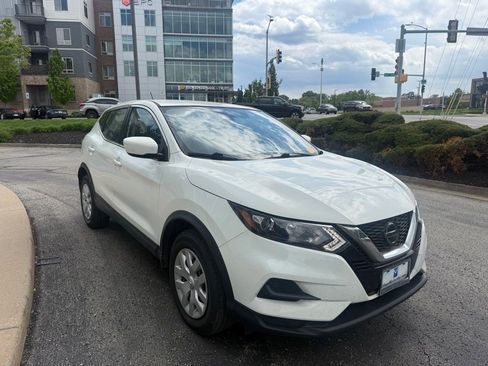 Used 2020 Nissan Rogue Sport S AWD/4WD image 3