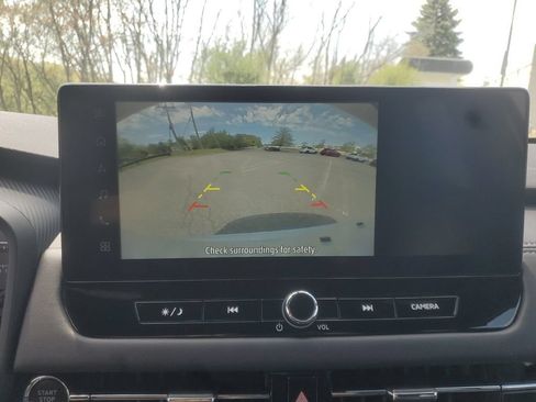 New 2026 Mitsubishi Outlander LE AWD/4WD image 16