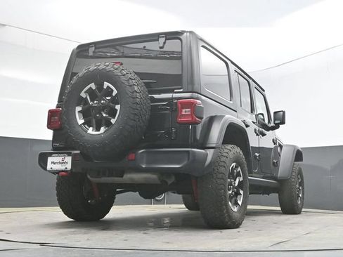 Used 2024 Jeep Wrangler Unlimited Rubicon w/ Convenience Group AWD/4WD image 38