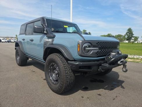 Used 2023 Ford Bronco Everglades AWD/4WD image 2