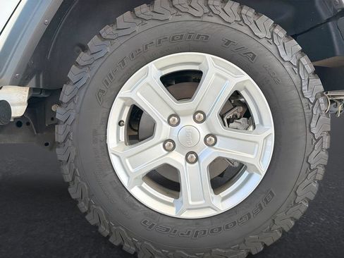 Used 2020 Jeep Wrangler Unlimited Sport S AWD/4WD image 31
