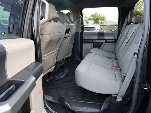 Used 2016 Ford F150 XLT image 13