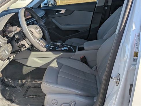 Used 2019 Audi A4 2.0T allroad Premium Plus w/ Premium Plus Package image 14