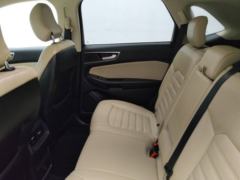 Used 2016 Ford Edge SEL w/ Equipment Group 201A image 18