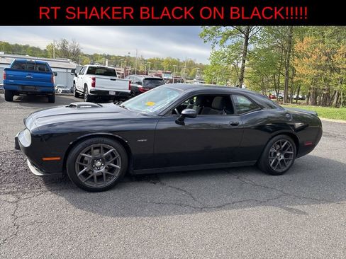 Used 2016 Dodge Challenger R/T image 5
