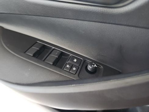 Used 2025 Toyota Corolla LE FWD image 23