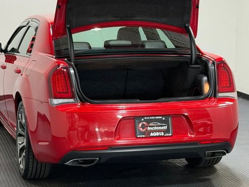 Used 2017 Chrysler 300 S w/ S Model Appearance Package RWD image 12