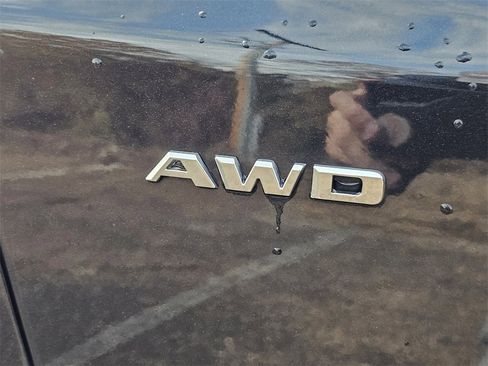 Used 2024 Cadillac XT5 Premium Luxury image 10