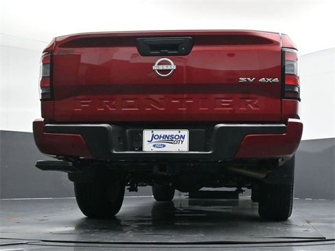 Used 2023 Nissan Frontier SV w/ Tow Package image 35