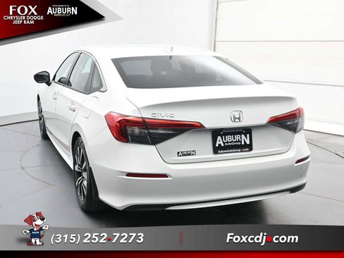 Used 2023 Honda Civic EX image 14