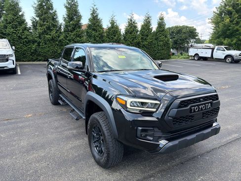 Used 2021 Toyota Tacoma TRD Pro AWD/4WD image 9