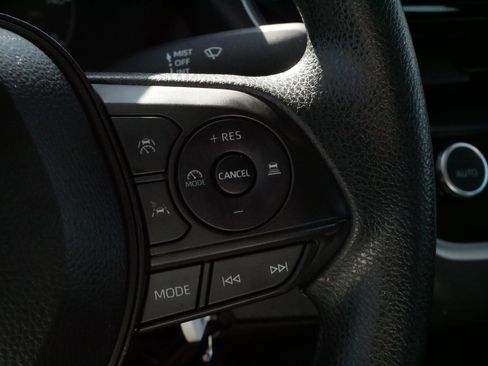 Certified 2024 Toyota Corolla LE image 25