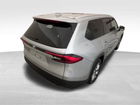 Used 2024 Toyota Grand Highlander Platinum image 14