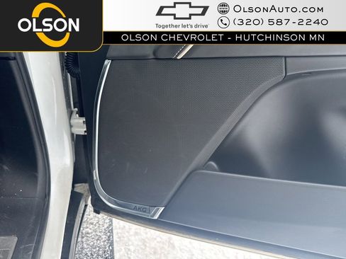 Used 2022 Cadillac Escalade ESV Premium Luxury Platinum image 52