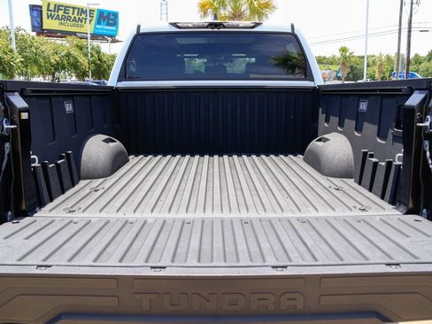 Used 2025 Toyota Tundra Platinum w/ TRD Off-Road Package AWD/4WD image 29