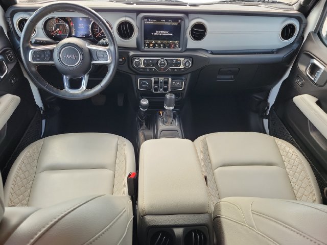 Used 2022 Jeep Wrangler Unlimited Sahara AWD/4WD image 28