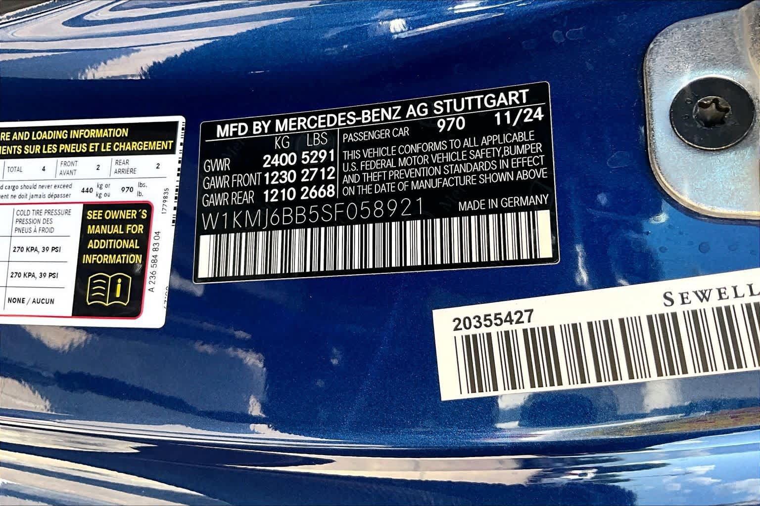 Used 2025 Mercedes-Benz CLE 450 4MATIC Coupe image 36