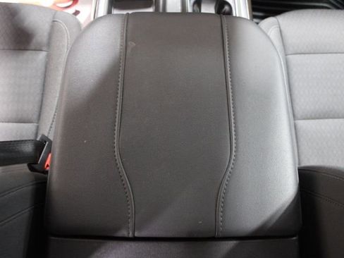 Used 2025 Chevrolet Silverado 1500 LT AWD/4WD image 32