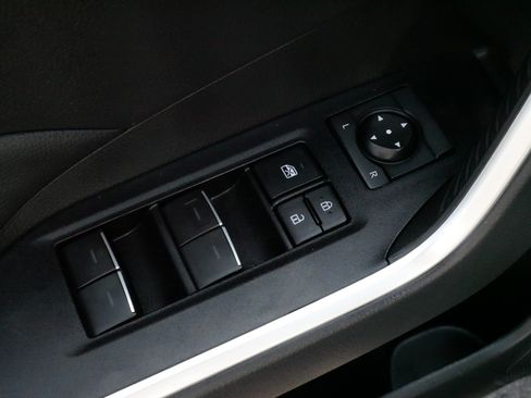 Certified 2025 Toyota RAV4 XLE AWD/4WD image 19