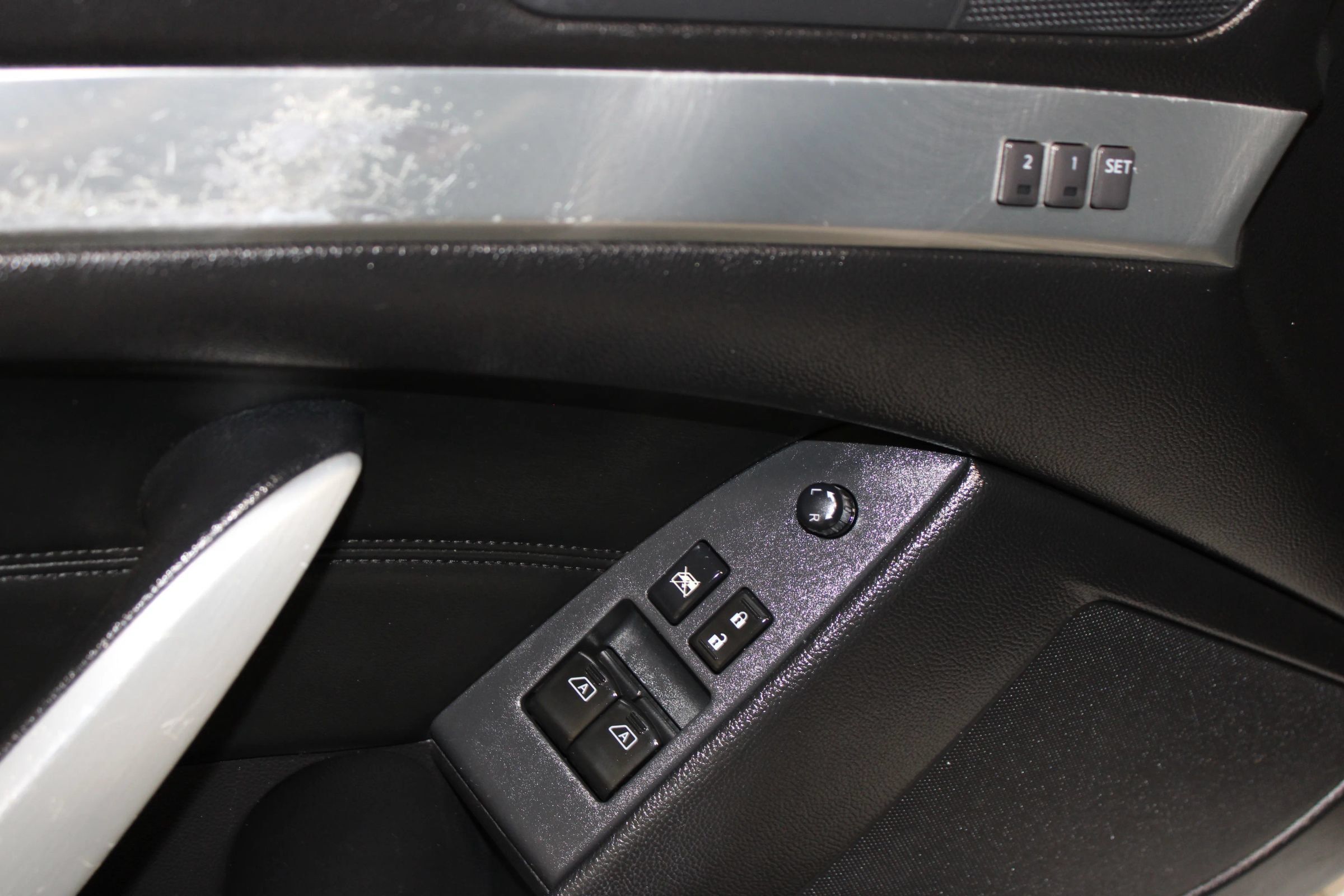 Used 2013 INFINITI G37 Journey w/ Premium Pkg RWD image 10