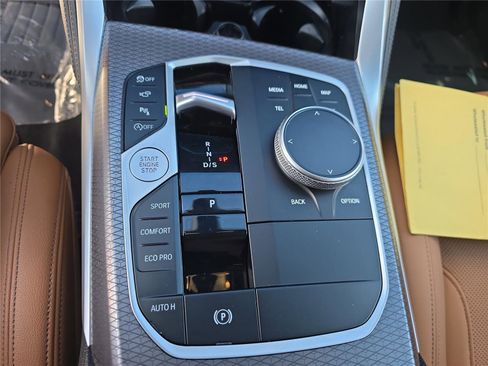 Used 2025 BMW M440i image 19