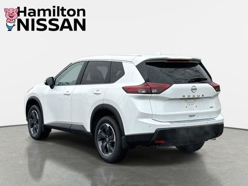 New 2026 Nissan Rogue SV AWD/4WD image 4