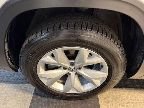 Used 2018 Volkswagen Atlas SEL AWD/4WD image 9