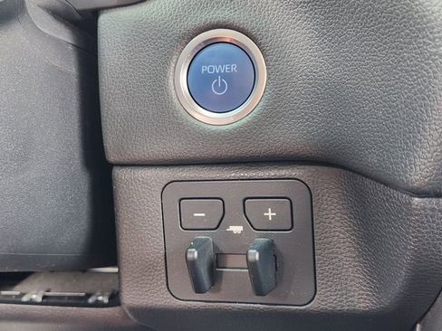 Used 2024 Toyota Tundra Limited image 15