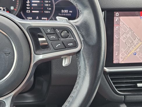 Used 2020 Porsche Cayenne image 37