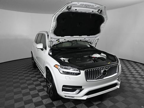 Used 2022 Volvo XC90 T6 Inscription w/ Lounge Package AWD/4WD image 33