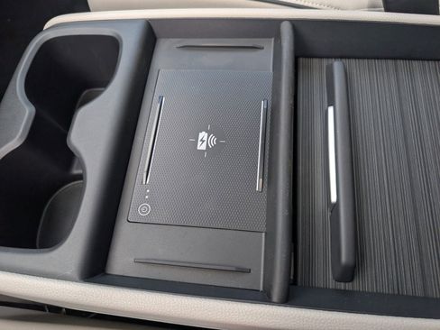 New 2026 Honda Odyssey Touring image 14