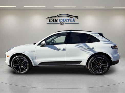 Used 2020 Porsche Macan image 11