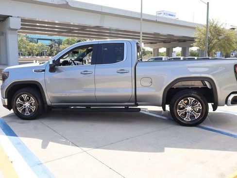 Used 2023 GMC Sierra 1500 SLE image 4