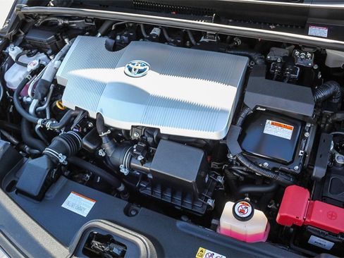 Used 2021 Toyota Prius Prime XLE image 33