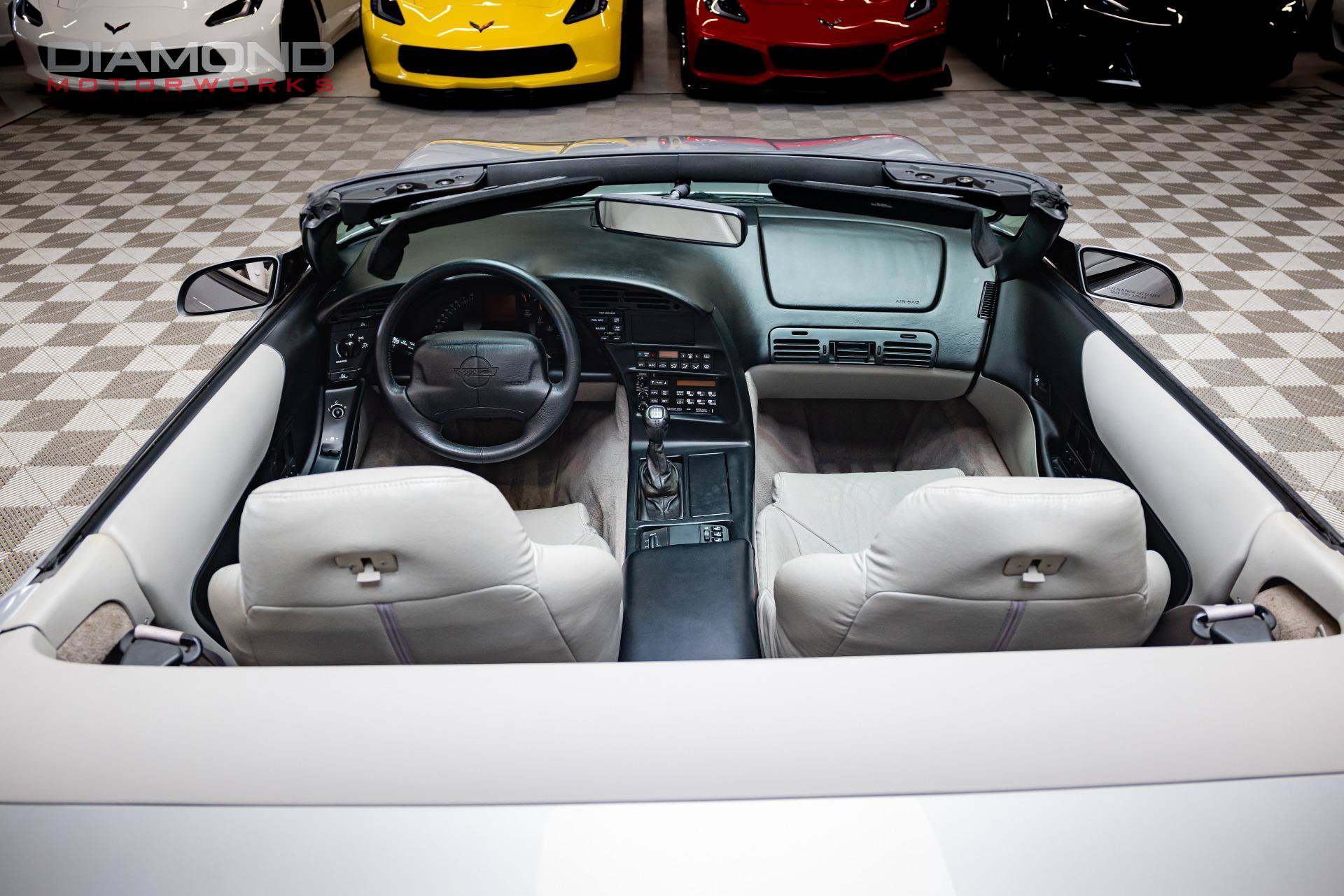 Used 1996 Chevrolet Corvette Convertible RWD image 47