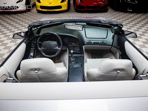 Used 1996 Chevrolet Corvette Convertible image 47