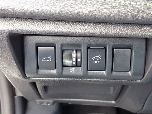 Certified 2025 Subaru Outback Onyx Edition image 27